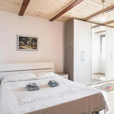 Ruins - Elegant Apartment Olbia